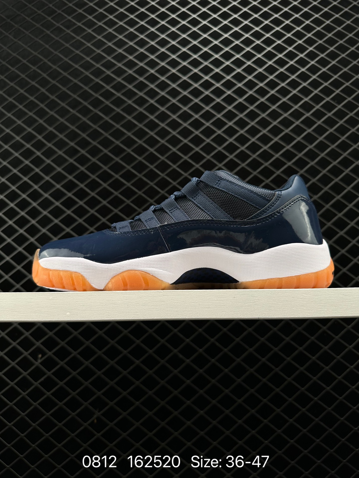 Nike Air Jordan 11 Retro Low”Concord“